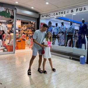 Don't go into fake store